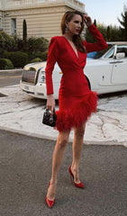 Minivestido rojo de manga larga elástica