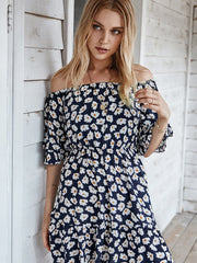 Schönes langes Kleid mit Lotusblatt-Set