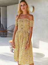 Vestido largo sin mangas con diseño de botones