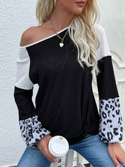 Strickpullover mit Rundhalsausschnitt und Leopardenmuster