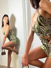 Grünes Kleid mit Print