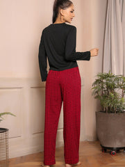 Un conjunto de pijamas para estar en casa