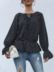 Camisa de lunares de corte entallado