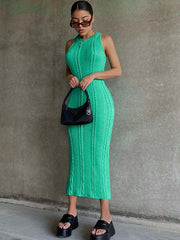 Vestido liso ajustado sin mangas