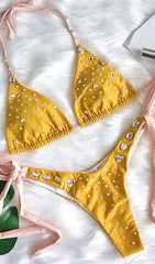 Bikini de diamantes amarillos