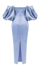 Trägerloses Midikleid mit Puffärmeln in Blau