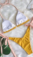 Bikini de diamantes amarillos