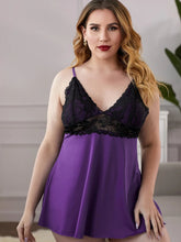 Ropa interior sexy con encaje y costuras sexys