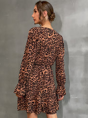 Short V-neck Leopard Dress