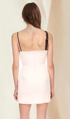 Minivestido de encaje blanco