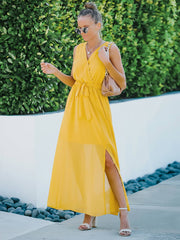 Kleid mit V-Ausschnitt