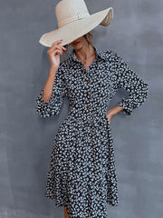 Strickjackenkleid mit Revers