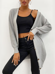 Einfarbiger, langer Pullover mit Knöpfen