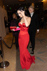 Vestido de dos piezas con corsé sin tirantes en rojo