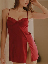 Sexy Strapskleid aus seidigem Satin im französischen Prinzessinnenstil