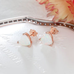 Pendientes elegantes en forma de corazón