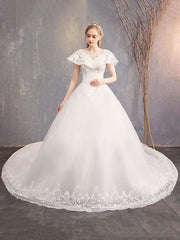 Vestido coreano de cola larga y cuello princesa ajustado