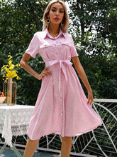 Vestido largo de color liso con estampado de lunares blancos