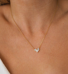 Collar de corazón de cristal