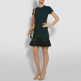 Vestido mini ajustado con cola de pez, cuello redondo y manga corta H1732