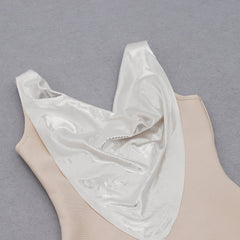 Vestido mini de vendaje con volantes, sin mangas y cuello en V HB7947