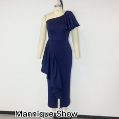 Vestido midi ajustado con volantes, sin mangas y un hombro HI1137