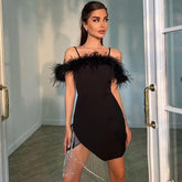 Bandagekleid mit kurzen Ärmeln und Miniquasten