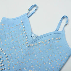 Ärmelloses Bandagekleid mit Riemchen und Mini-Bubble-Perlen