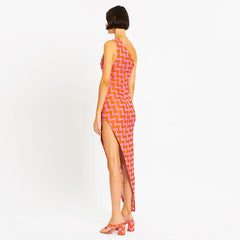 Vestido maxi con un hombro al descubierto, sin mangas y con ondas