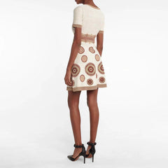 Vestido mini ajustado con cuello redondo y manga corta estampado HT2651