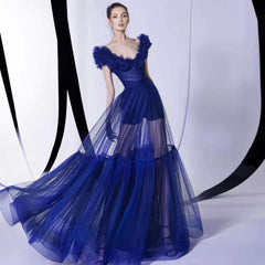 Vestido maxi ajustado de malla sin mangas con cuello en V HT2678