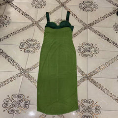 Vestido midi ajustado sin mangas con tirantes y empalme HT2693
