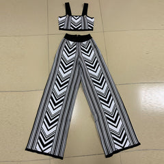 Conjunto ajustado a rayas sin mangas con tirantes