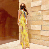 Vestido maxi ajustado con lentejuelas, sin mangas y cuello en V HT2724