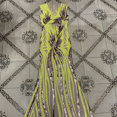 Ärmelloses Maxi-Bodycon-Kleid mit V-Ausschnitt und Pailletten HT2724