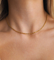 Collar Izzy