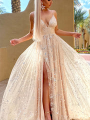 Vestido con tirantes abiertos al frente