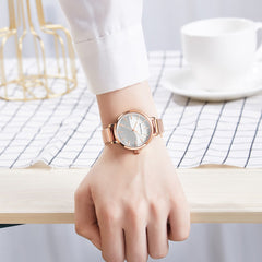 Precioso reloj para niña con caja de aleación