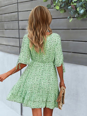 Vestido floral de color liso