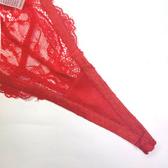 Camiseta con trabillas para las piernas