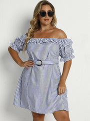 Vestido de verano a rayas azules y blancas con cintura elástica