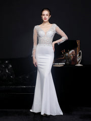 Vestido de noche de encaje de manga larga