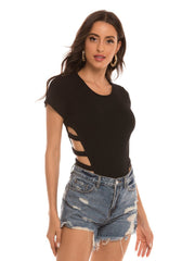 Mono ajustado acanalado con camiseta de manga corta