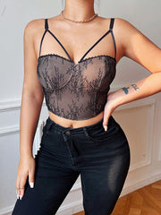 Chaleco pequeño con parte superior de encaje con tirantes cruzados en el pecho y espalda abierta