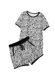 Conjunto de top y pantalones cortos con estampado de leopardo para casa