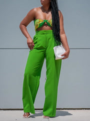 Zweireihiger Anzug mit drei Knöpfen, hoch taillierte Hose mit geradem Bein und Business-Anzug