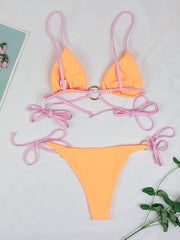 Traje de baño de bikini con tiras