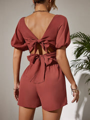 Zweiteiliges Set mit kurzärmligem Oberteil und Shorts