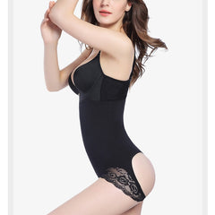 Braguita moldeadora de encaje en contraste