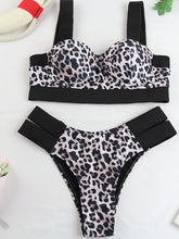 Traje de baño de bikini con estampado de leopardo